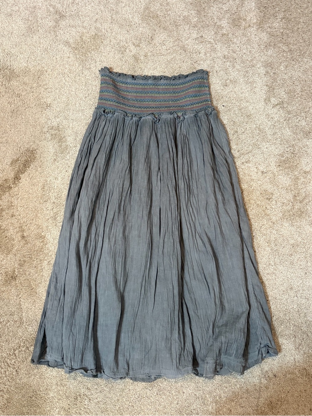 NATURAL LIFE Gray Crinkled Maxi Skirt with Smocked Waist